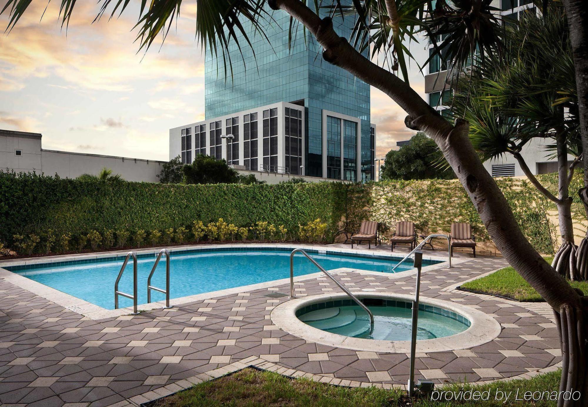 Hotel Courtyard Miami Dadeland Glenvar Heights Exterior foto